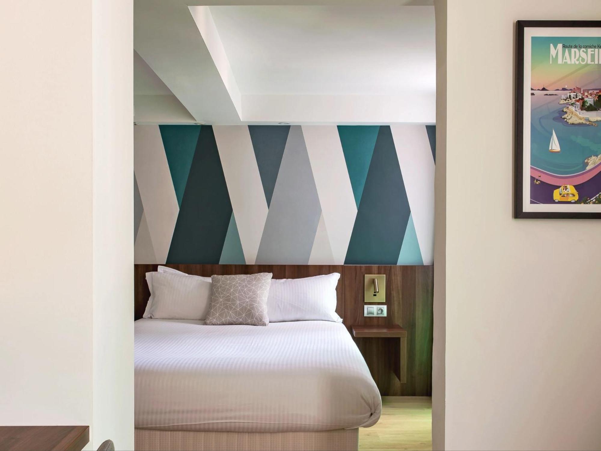 Holiday Inn - Marseille Airport By Ihg Vitrolles  Ngoại thất bức ảnh