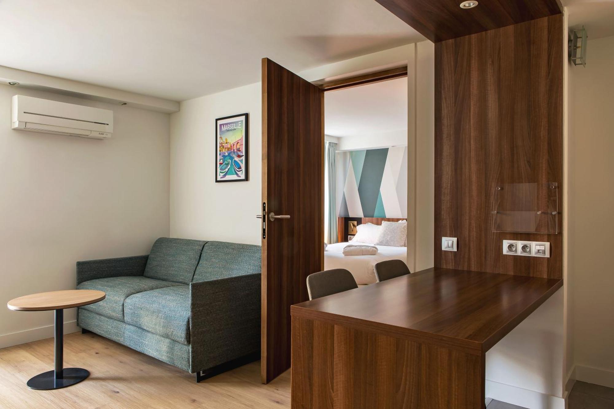 Holiday Inn - Marseille Airport By Ihg Vitrolles  Ngoại thất bức ảnh