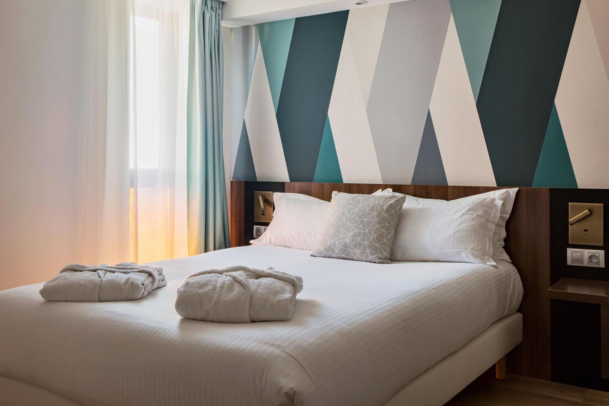 Holiday Inn - Marseille Airport By Ihg Vitrolles  Ngoại thất bức ảnh