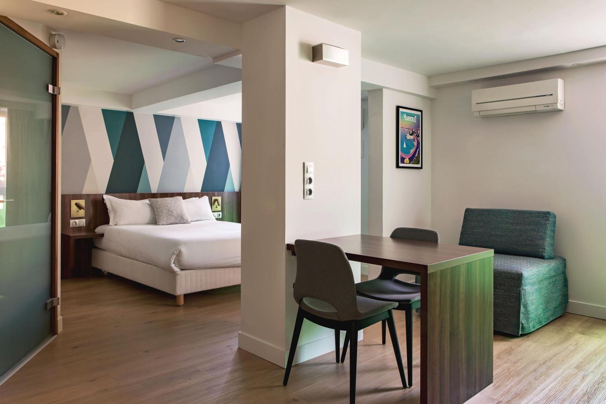 Holiday Inn - Marseille Airport By Ihg Vitrolles  Ngoại thất bức ảnh
