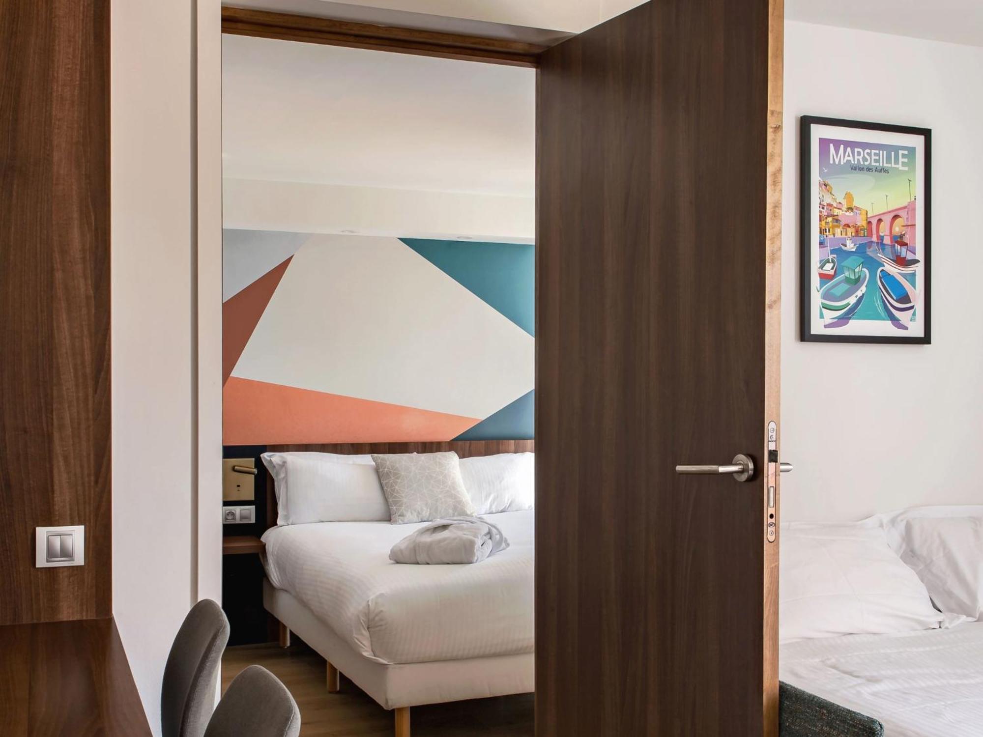 Holiday Inn - Marseille Airport By Ihg Vitrolles  Ngoại thất bức ảnh