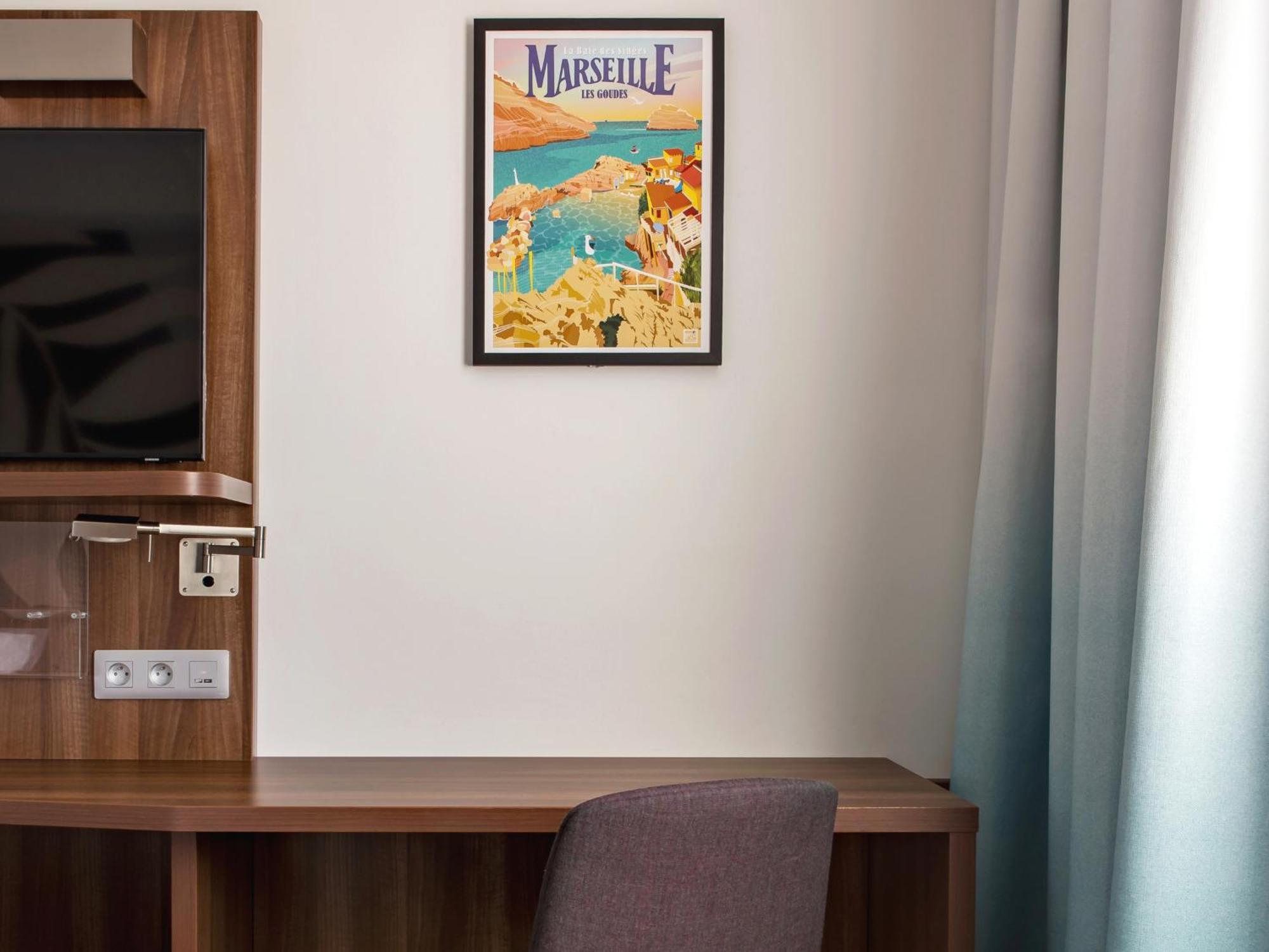 Holiday Inn - Marseille Airport By Ihg Vitrolles  Ngoại thất bức ảnh