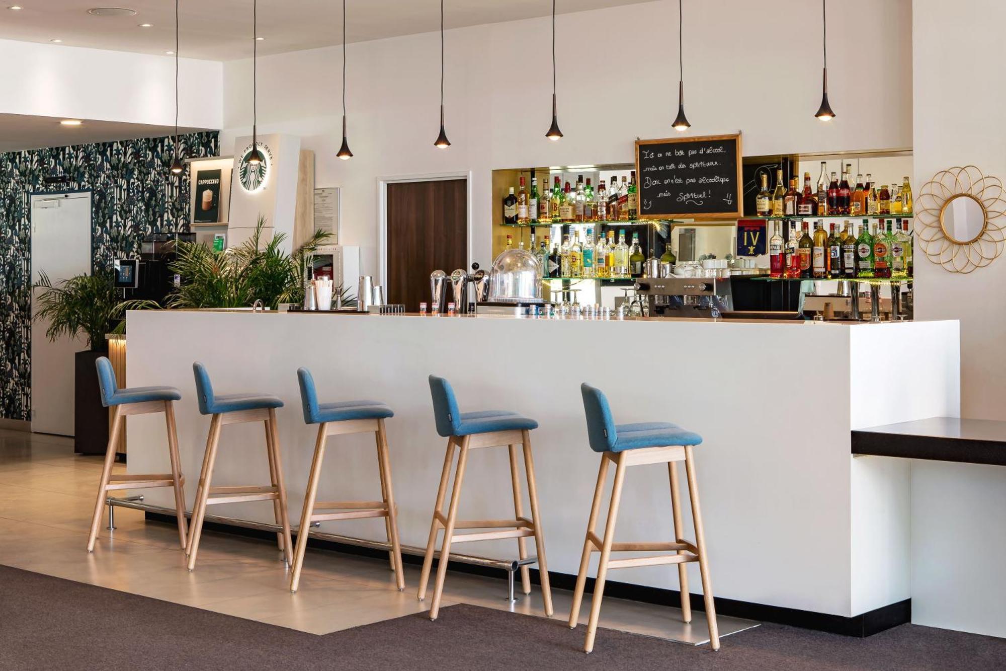Holiday Inn - Marseille Airport By Ihg Vitrolles  Ngoại thất bức ảnh