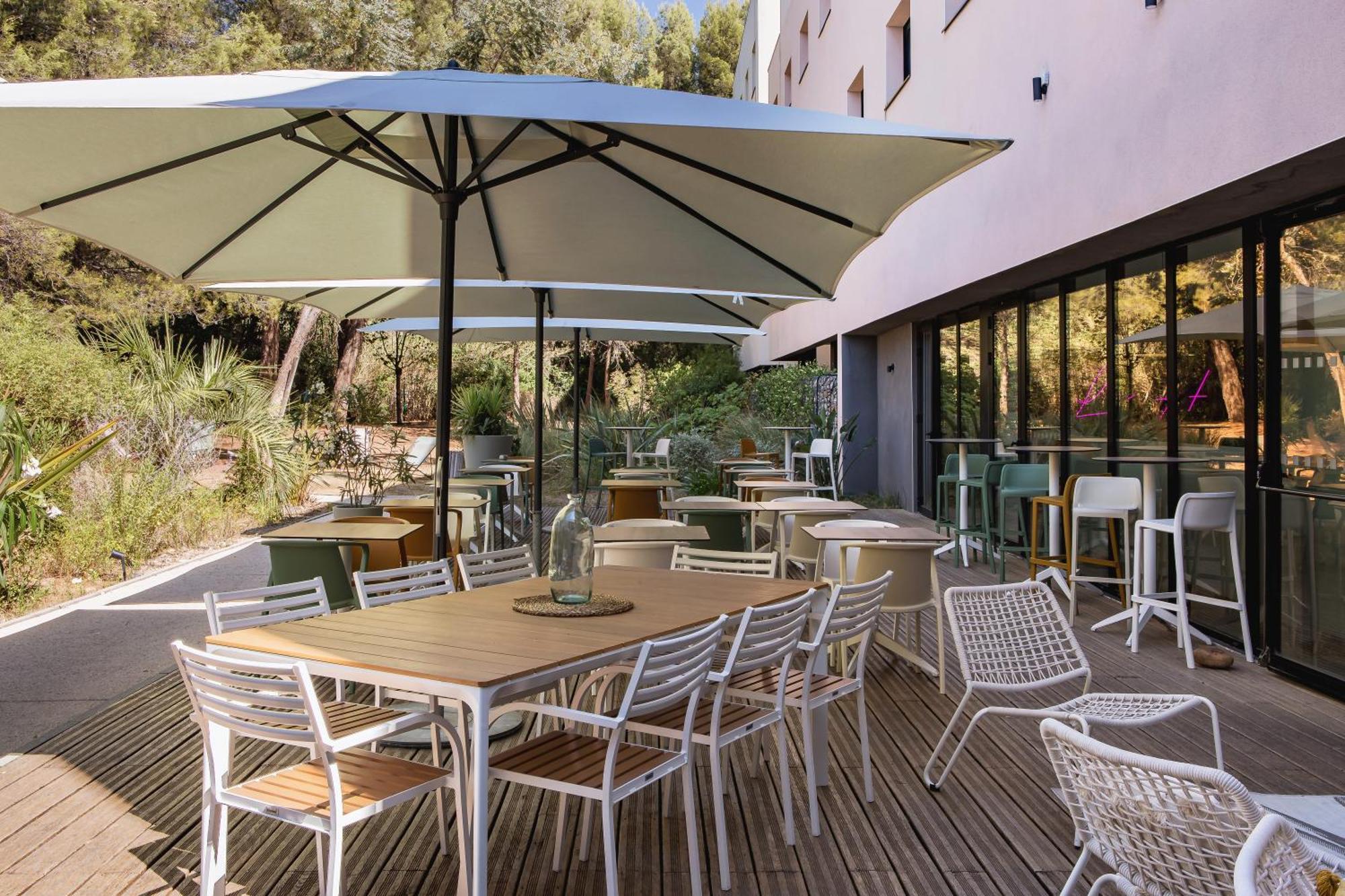 Holiday Inn - Marseille Airport By Ihg Vitrolles  Ngoại thất bức ảnh